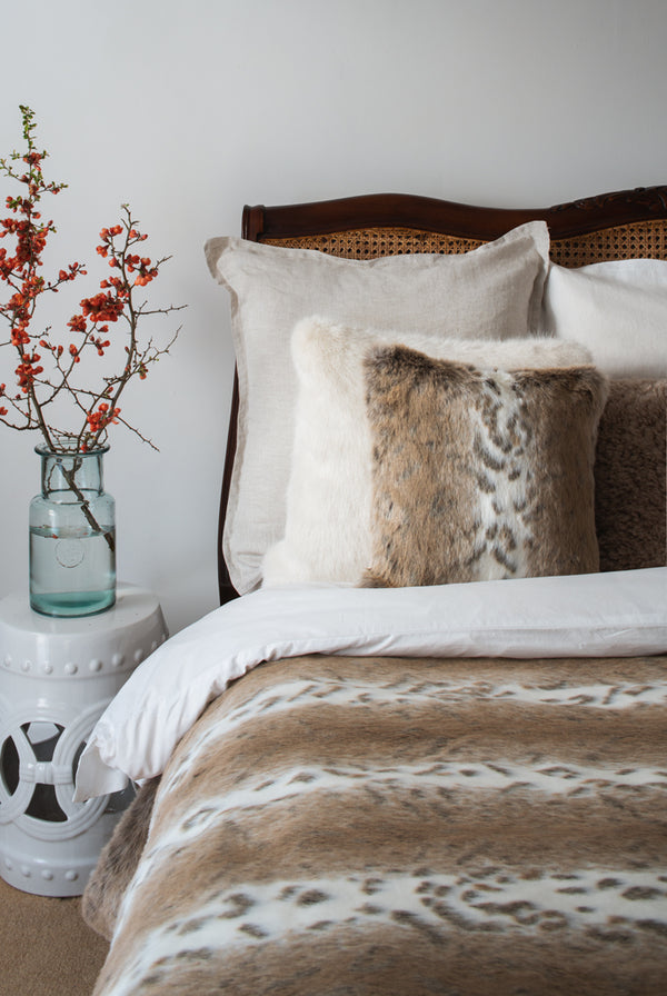 Square Cushions with Hollowfibre Pads