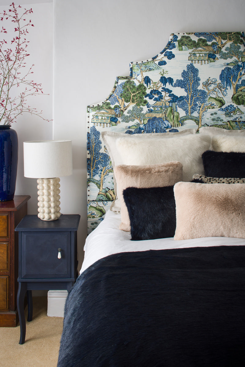 Square Cushions with Hollowfibre Pads